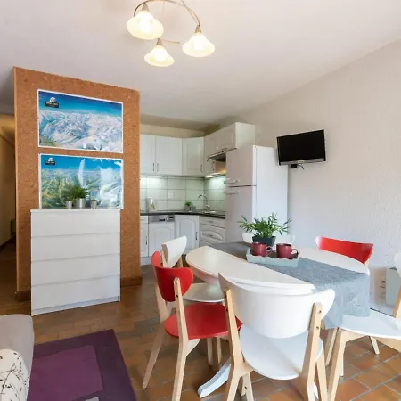 Confort Pres Centre Et Telepherique, Balcon, Parking, Ideal Famille - Fr-1-296-127
